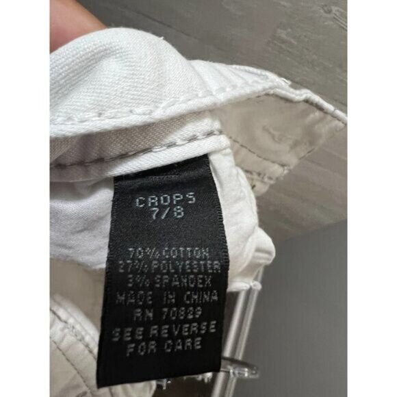 Rue21 Cream Denim Stretch Easy Fit Capri Jeans Size 8 - Picture 3 of 6